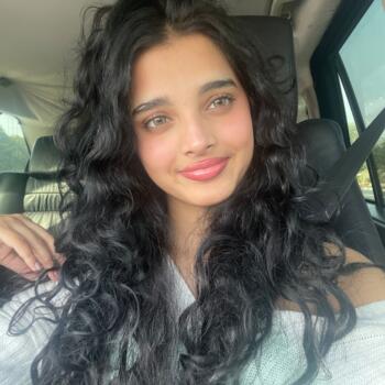 جليسة أطفال في دبي: Riona