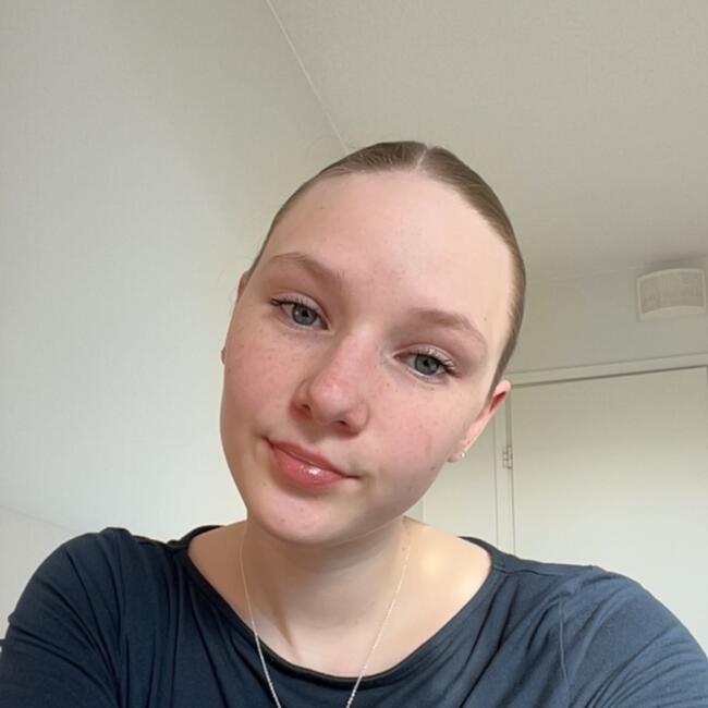 Lastenhoitaja Rusko: Emmiina