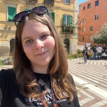 Babysitter in Seewalchen: Nina