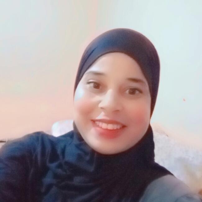 مربية أطفال في صالح باي: Hana