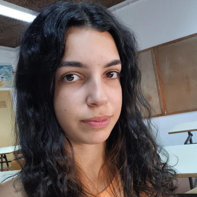 Babysitter in Sandim: Beatriz