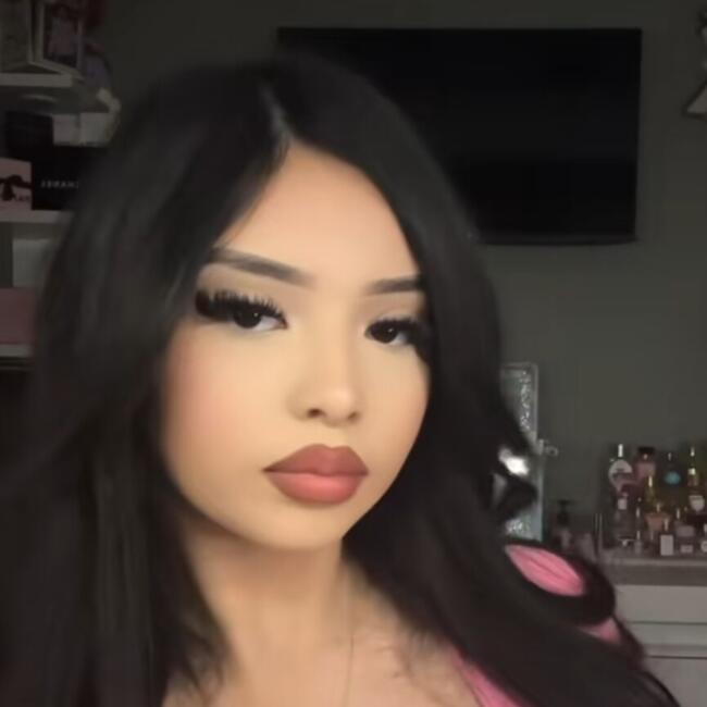 Nanny in Angers: Mako