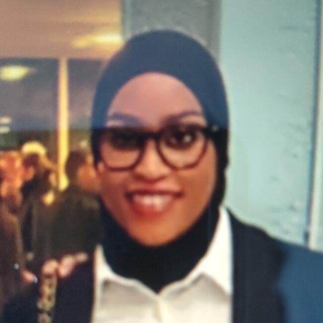 Nanny in Angers: Mako