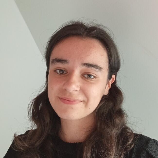 Babysitter in Molac: Anaïs