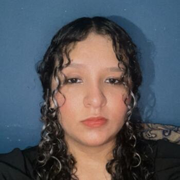 Babysitter in David: Kathia