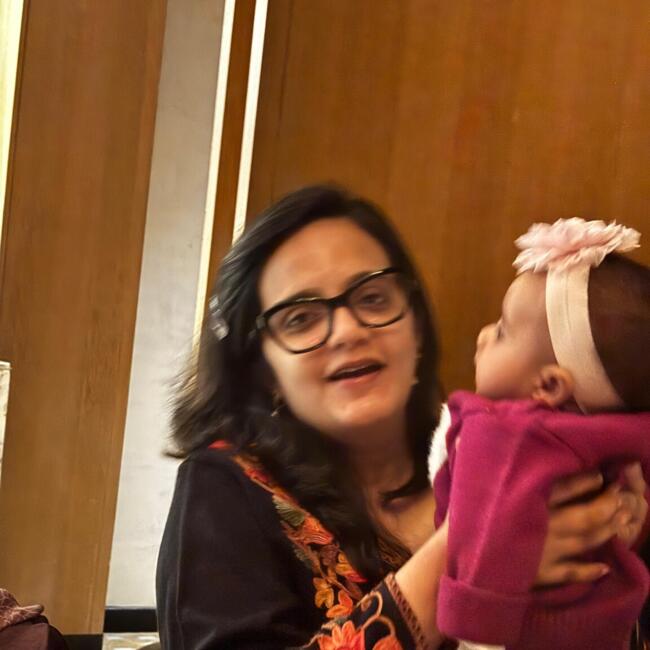 बम्बई में बेबीसिटिंग की नौकरी: Medha