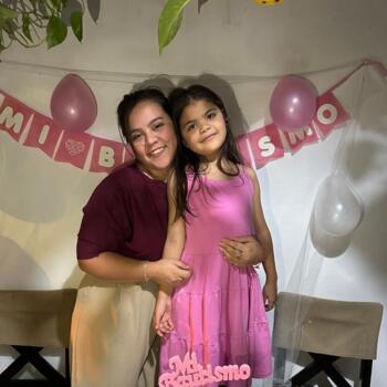 Niñera en San Miguel: Nazarena