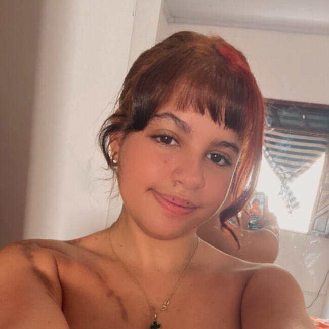 Babysitter in Camaçari: Vicky