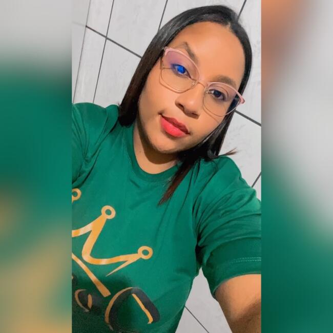 Babá em Ribeirão das Neves: Brunieli