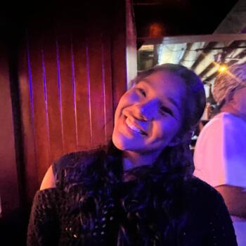 Babysitter Lakewood (California): Luna