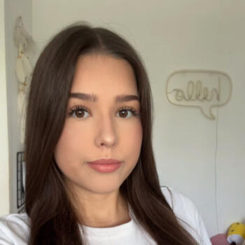 Babysitter in Paris: Maleewan
