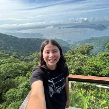 Babysitter in Hamilton: Roxy