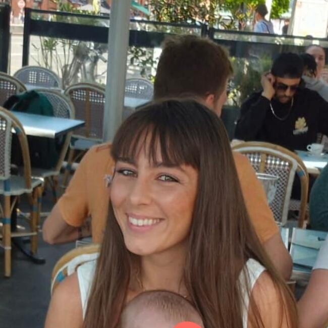 Babysitter in Lyon: Léna