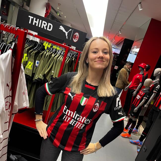 Babysitter in Niederglatt: Noemi