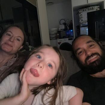 Babysitter Job in Melbourne: Babysitter Job Chris