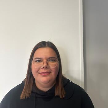 Nanny in Chailly-en-Bière: Raquel