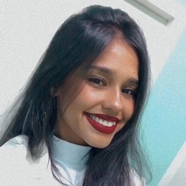 Babysitter in Porto Alegre: Flávia