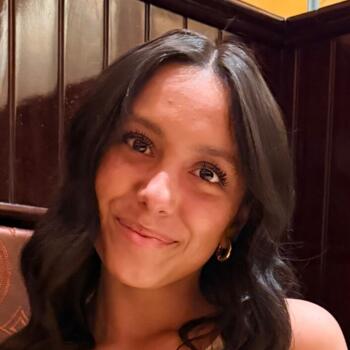 Babysitter in Stilwell: Yadetzy