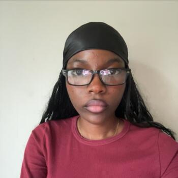 Babysitter in Wellingborough: Azeezat