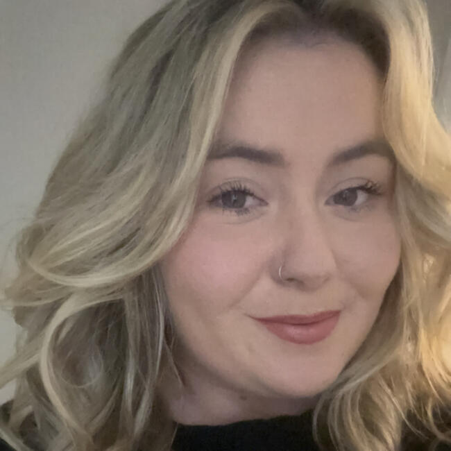 Babysitter in Cork: Ally