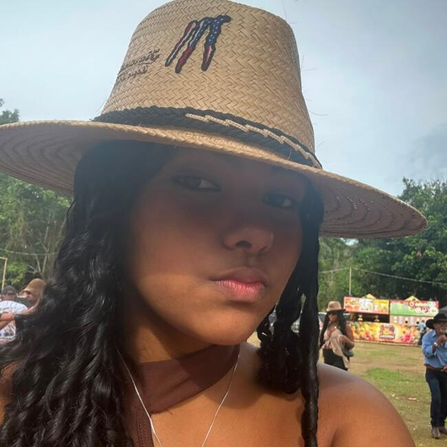 Babysitter in Angra dos Reis: Ana
