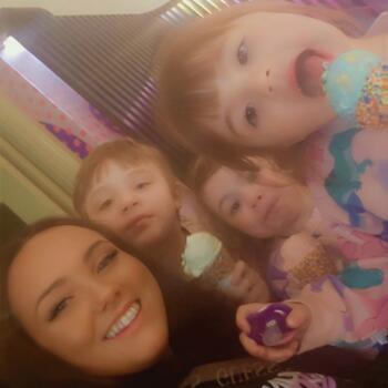 Job de garde d'enfants à Melbourne: job de garde d'enfants Kayla