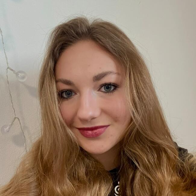 Babysitter in Prague: Nicol