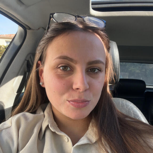 Babysitter in Millau: Keimilia