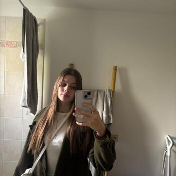 Babysitter in Carquefou: Amandine