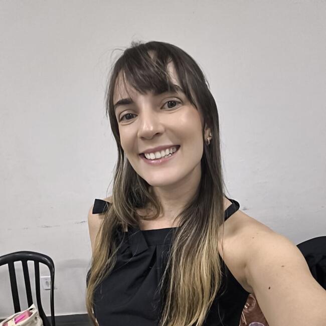 Babysitter in Campinas: Isabela