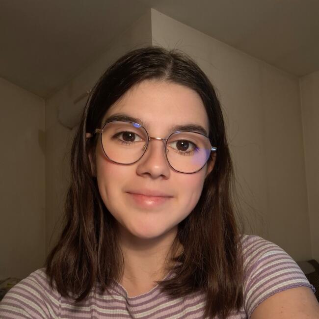 Babysitter in Angers: Marie