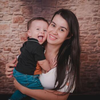 Babá em Franca: Karen