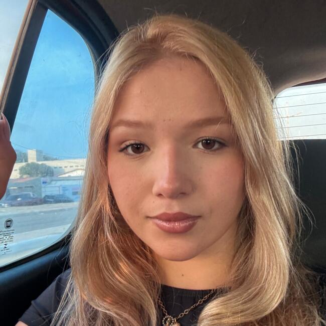 Babysitter in São Luís: Verônica