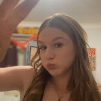 Babysitter in Perth: Ella