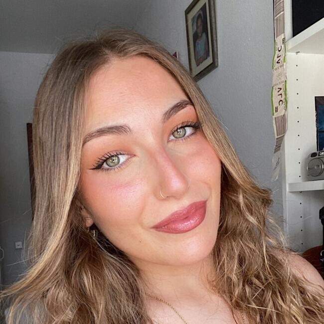 Canguro en Aljarafe: Cristina