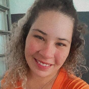 Babá em Campo Grande: Naira