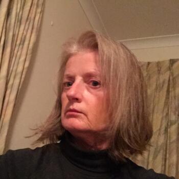 Babysitter in Tamworth: Suzy