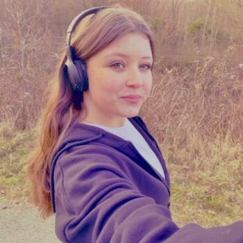 Babysitter in Coudekerque-Branche: Flora