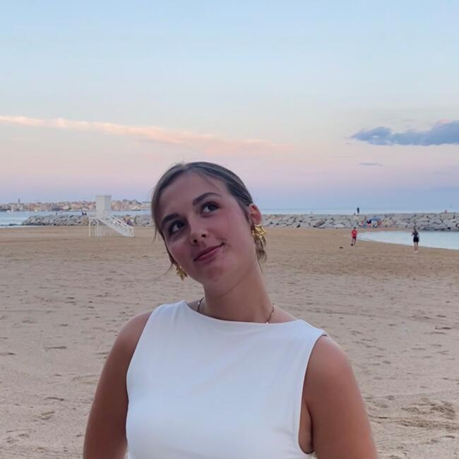 Babysitter in Beersel: Lucie