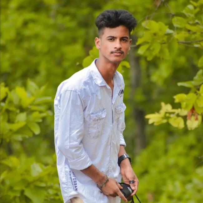 Babysitting job in Pūranpur: Khan