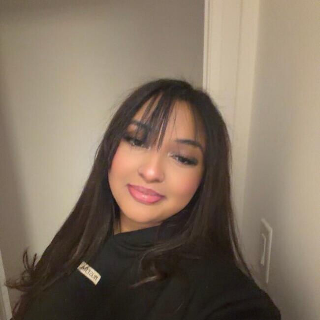 Baby-sitter in Oakville: ALIYA