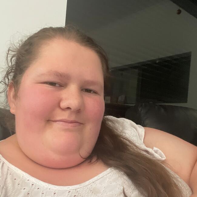 Babysitter in Adelaide: Felicity