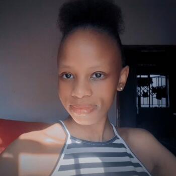 Babysitter Themba: Wame