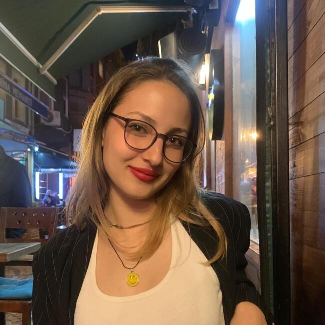 Babysitter in Übach-Palenberg: Ezgi