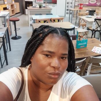 Babysitter in Queluz: Carla