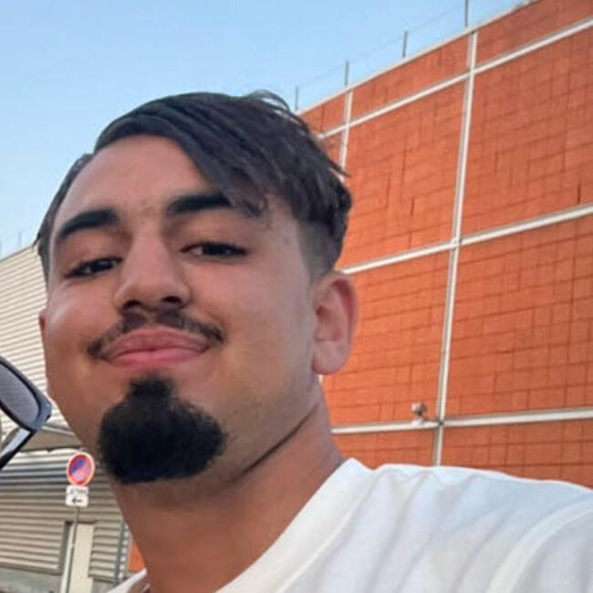 Babysitter in Saint-Étienne-du-Rouvray: Ilyes