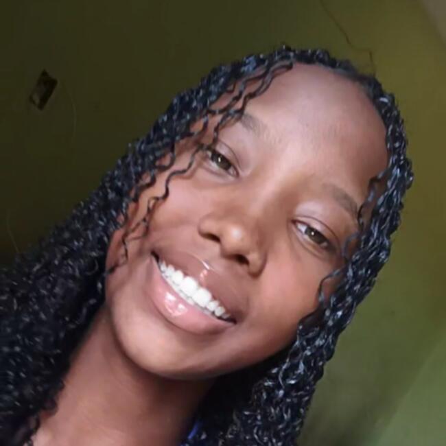 Babysitter in Palmas: Nayelle