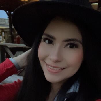 Babysitter in Durango: Perla