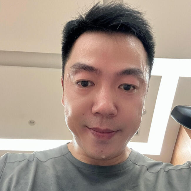 Babysitting job in Singapore: 王雲庭