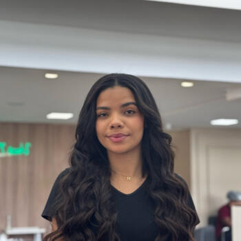 Babá em Paranaguá: Rayssa